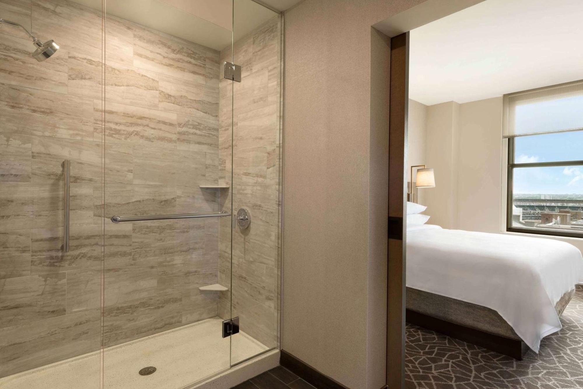 Embassy Suites By Hilton Minneapolis Downtown Hotel Extérieur photo
