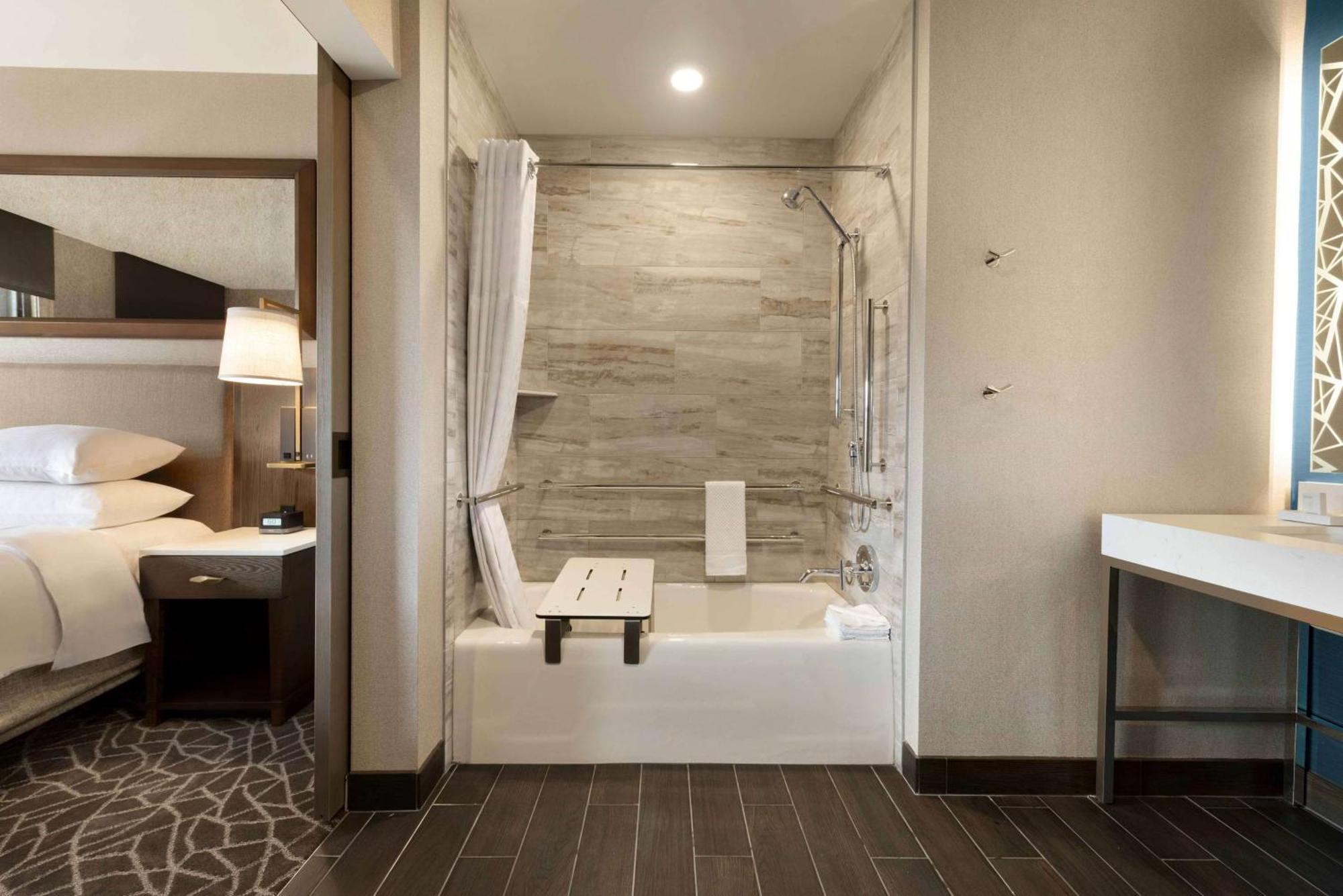 Embassy Suites By Hilton Minneapolis Downtown Hotel Extérieur photo